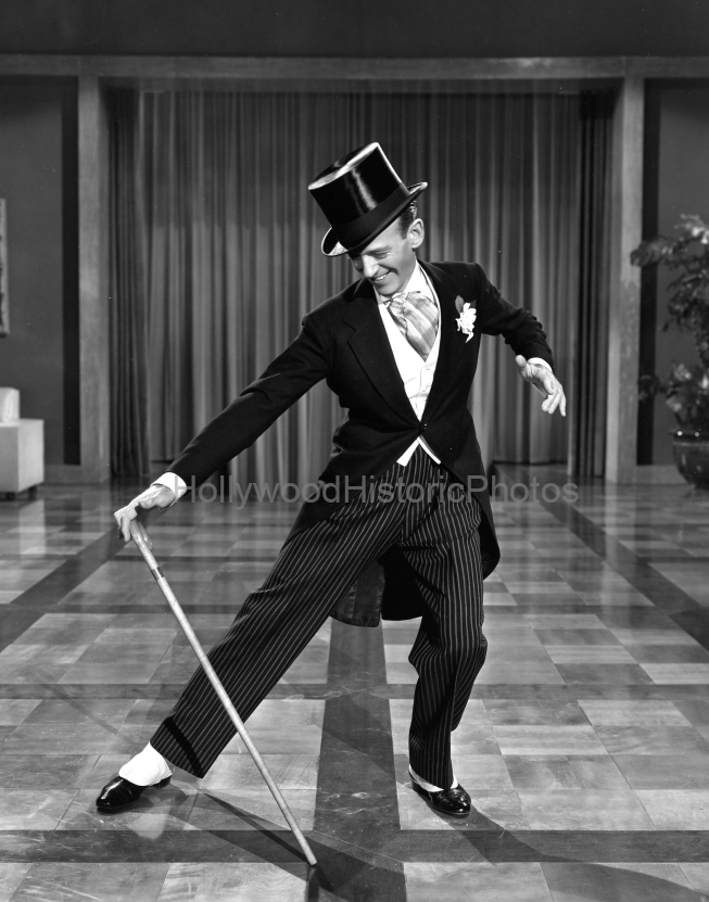 Fred Astaire 1945 Blue Skies Paramount WM.jpg